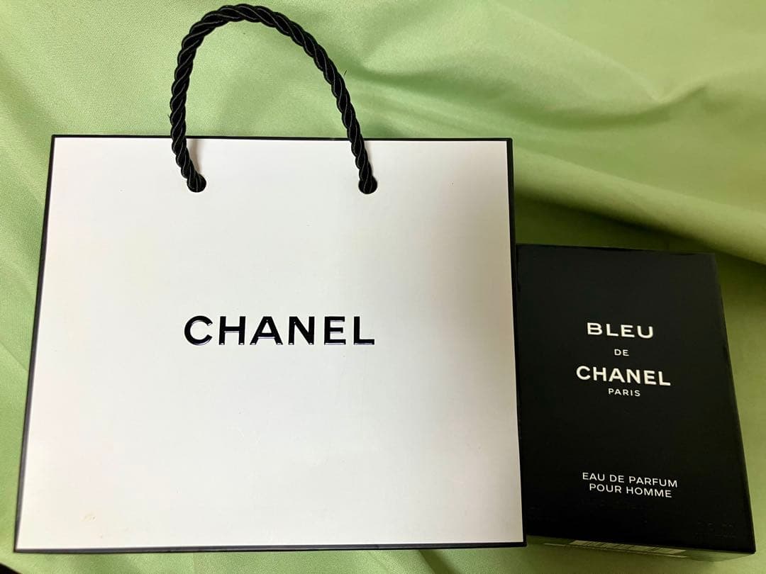 R*R様 【未使用】BLEU DE CHANEL Eau de Parfum 5