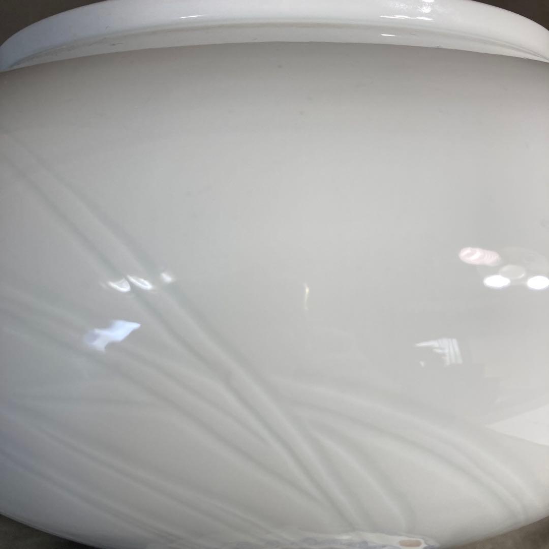 【期間特別価格】白磁の伝統　日本の名窯　人間国宝　井上萬二作　白磁麦彫文　花瓶