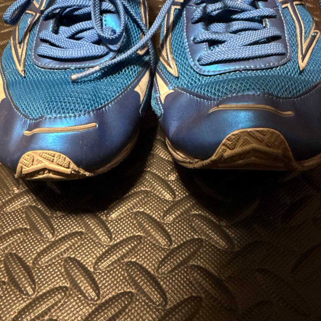 Veloビモロ　ランニングシューズ