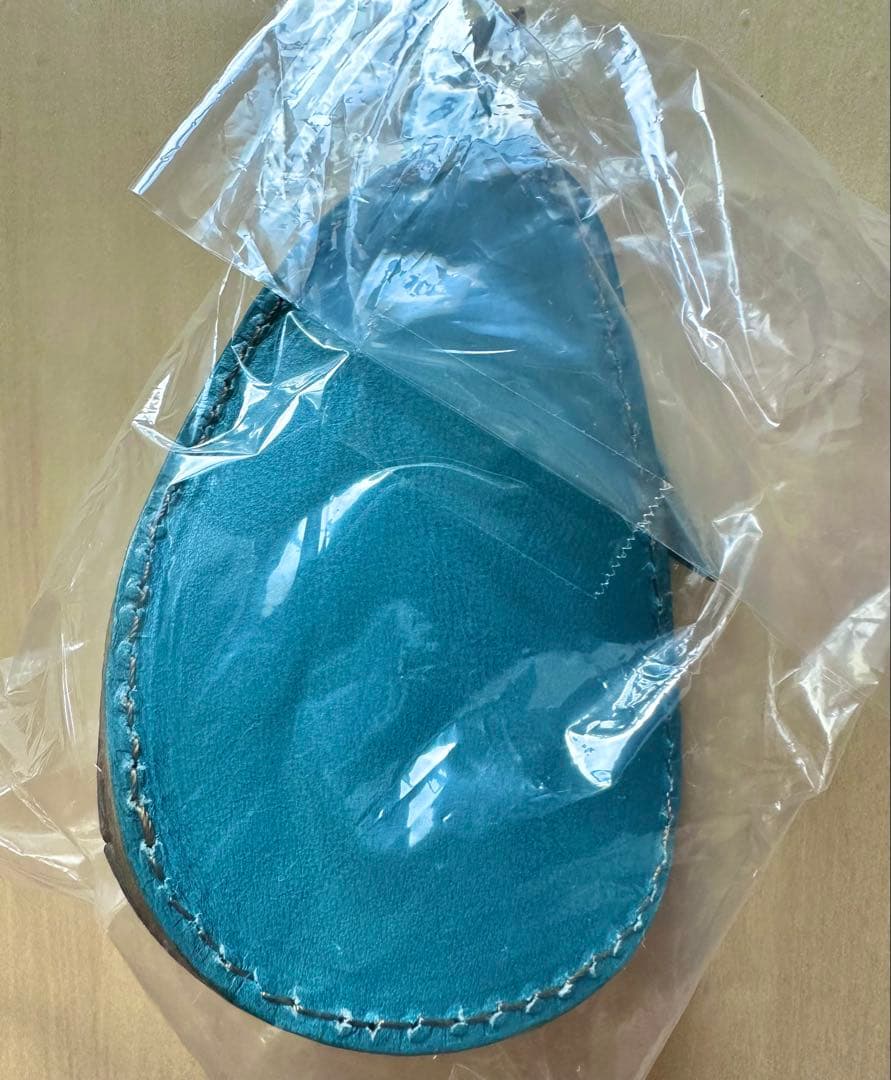 新品 ヘルツ HERZ セルリアンブルー ギョウザ型小銭入れ ケース限定