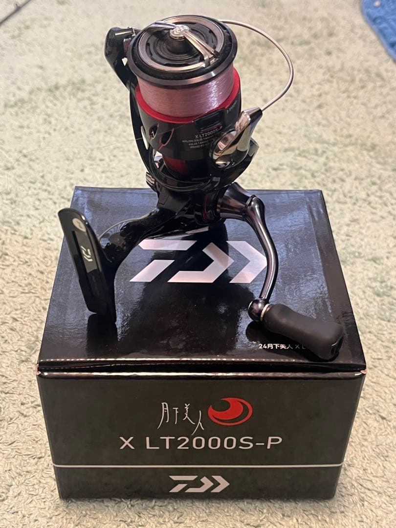 Daiwa LT2000S-P スピニングリール　月下美人