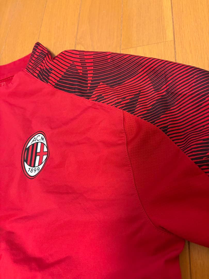 ACミラン PUMA レッド長袖 Lサイズ