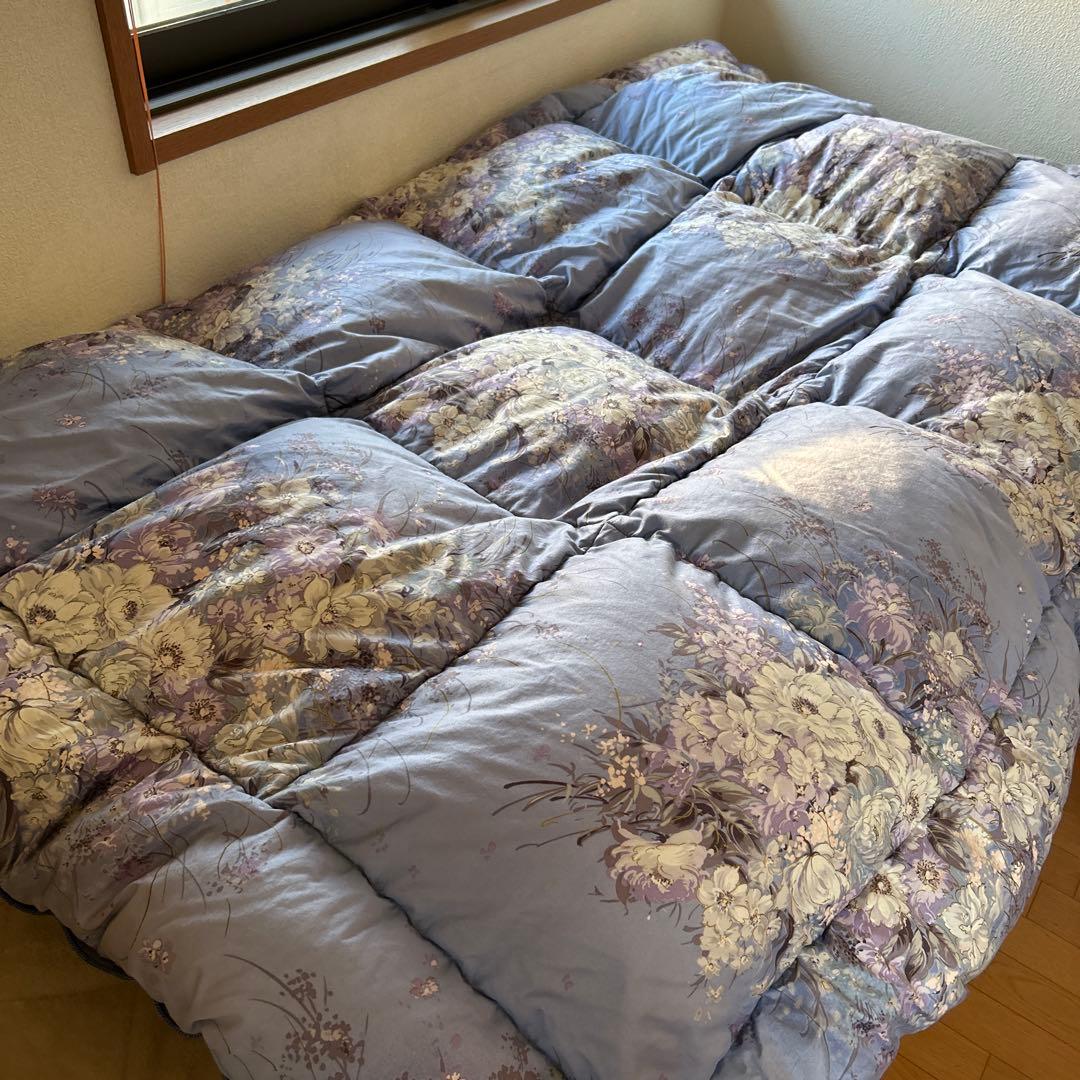 ①綺麗！来客用　花柄羽毛布団　掛け布団　たっぷり1.4kgふかふかあったかい！