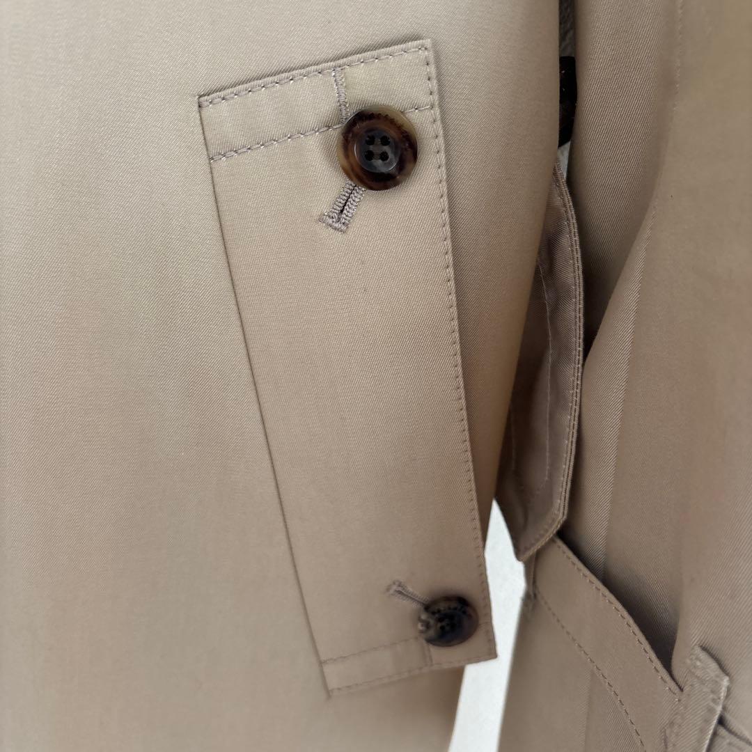 アクアスキュータム　トレンチコート