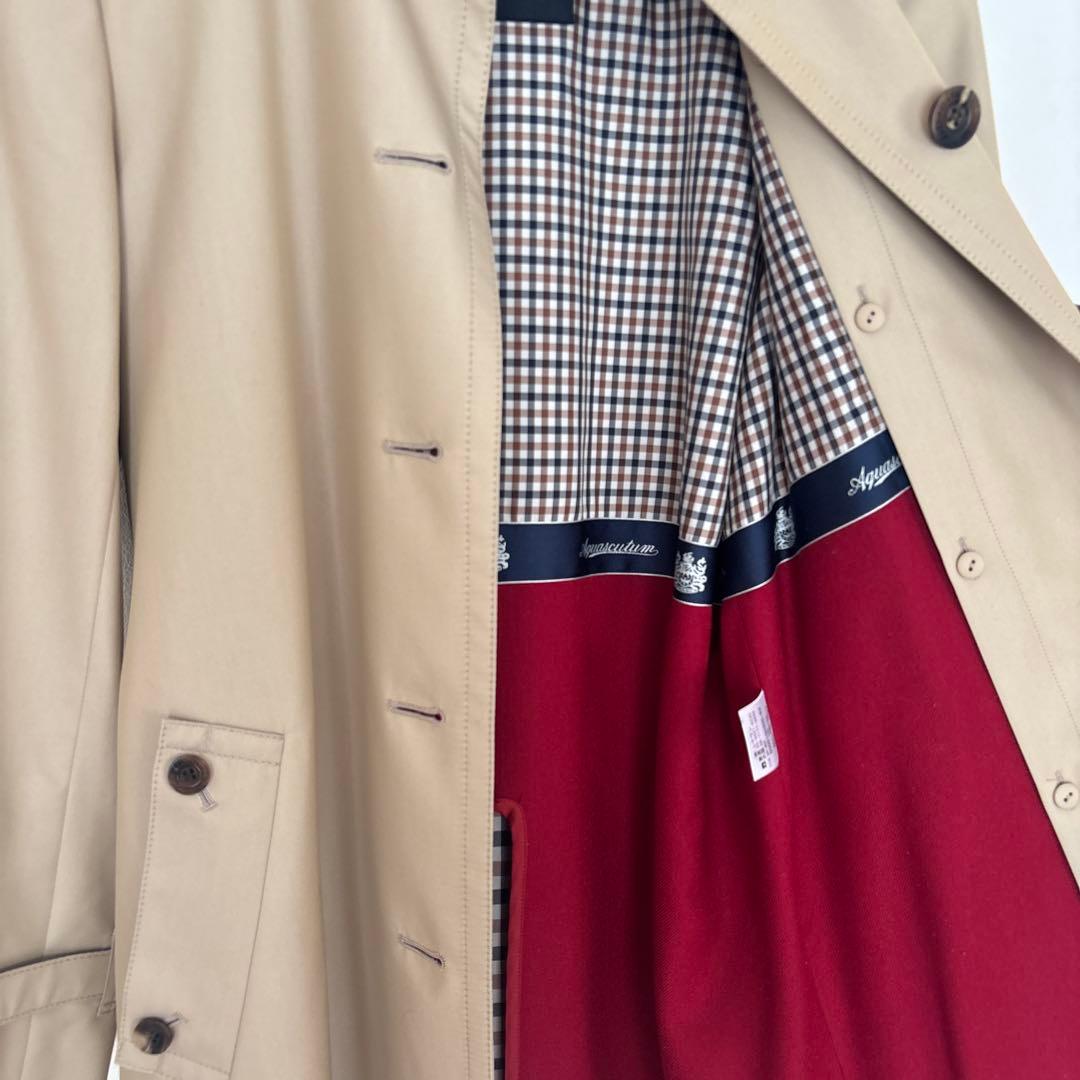 アクアスキュータム　トレンチコート
