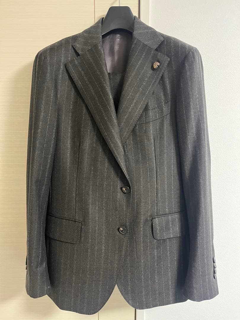 【美品】ガブリエレパジーニ 3ピース 48 スーツ ラルディーニ タリアトーレ