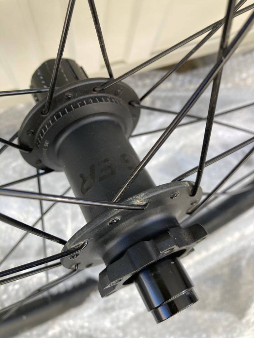 Bontrager Line Comp 30 TLR Boost 29 リア