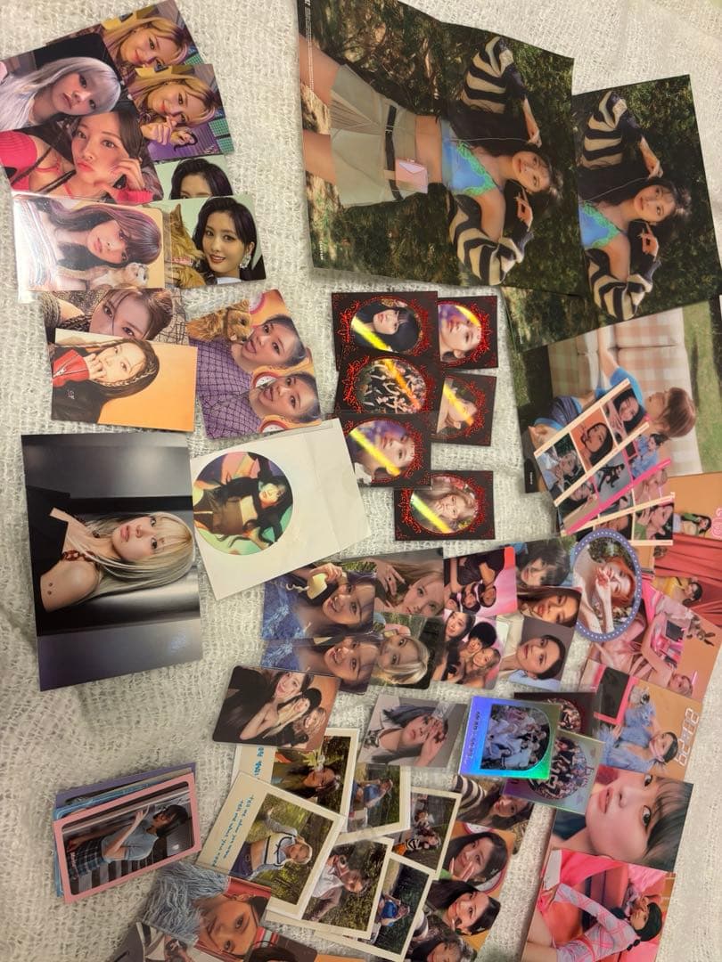 TWICE アルバム、CD83点+複数トレカまとめ売り