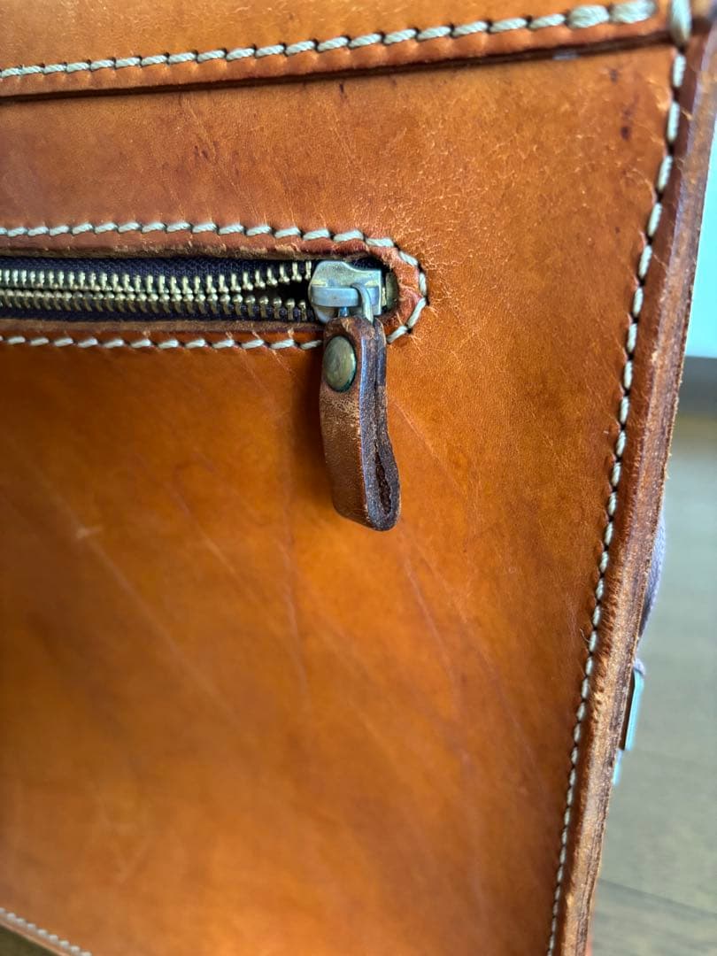 Herz ビジネスバッグ キャメル