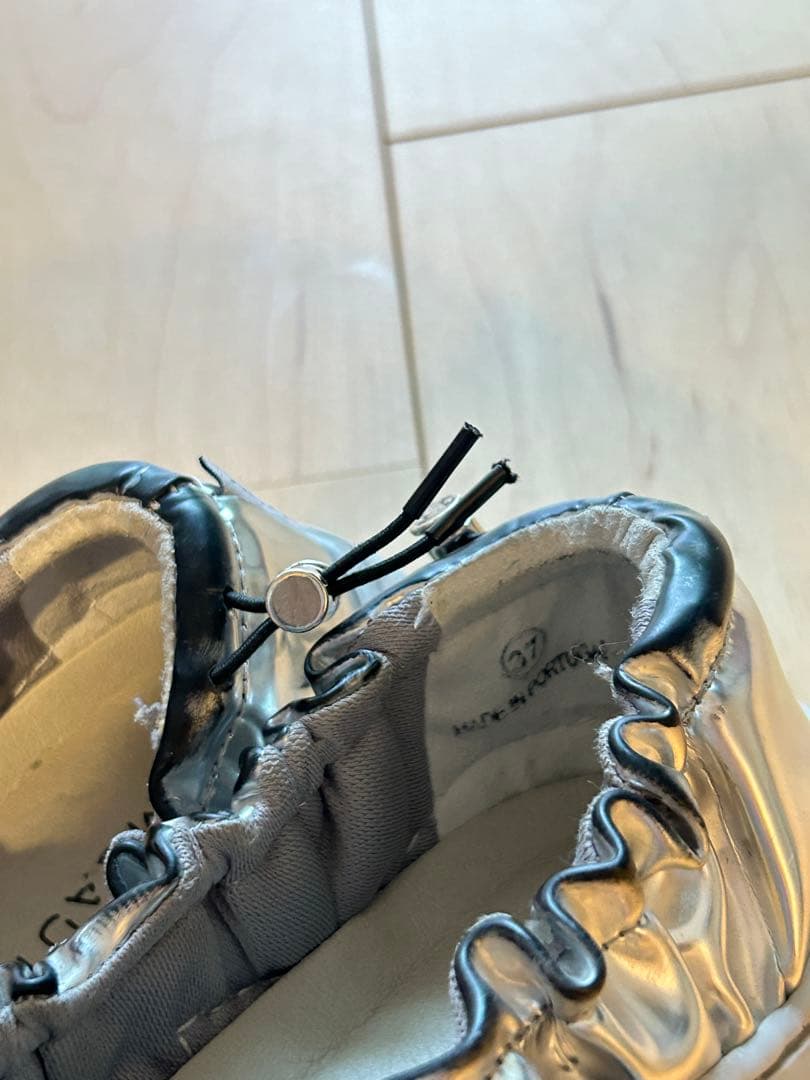 ROMBAUT シルバーフラットシューズ