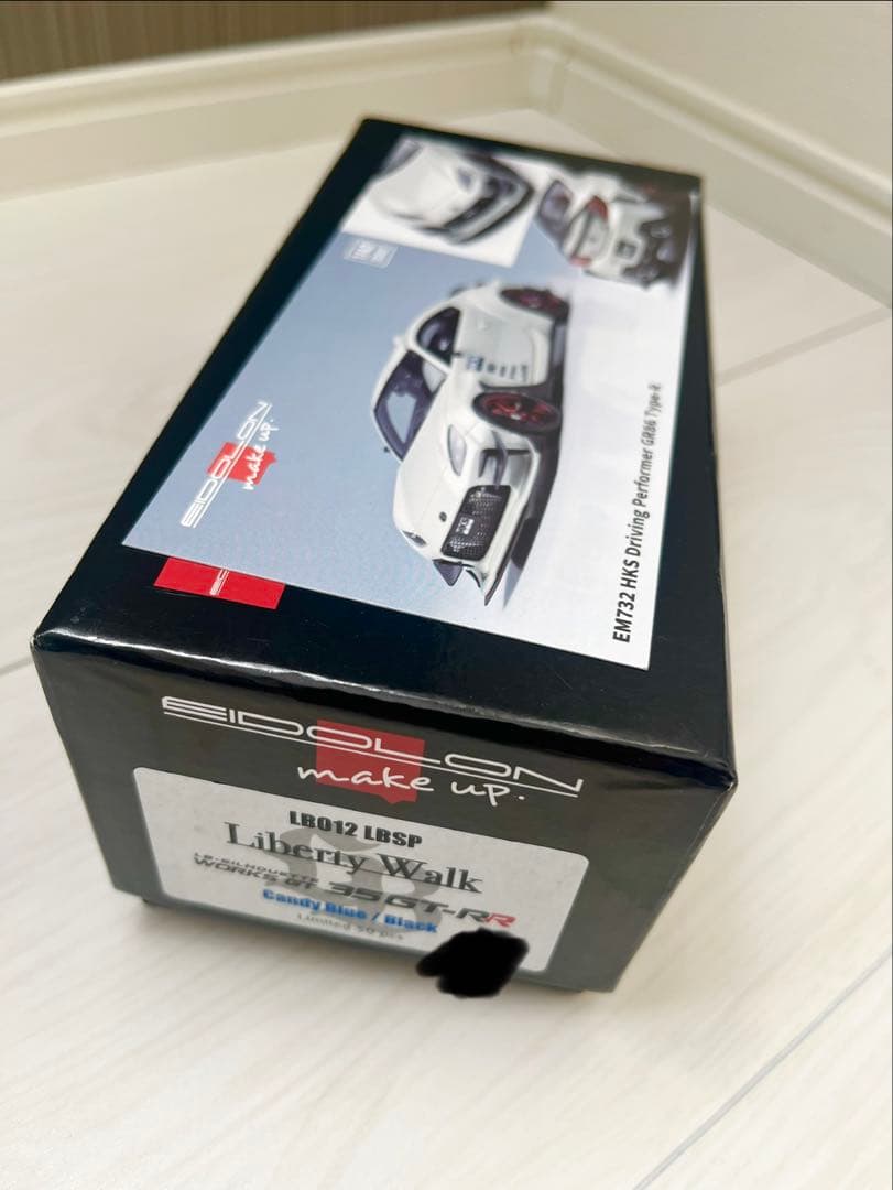 LIBERTY WALK NISSAN GT-R R35 50台限定　ミニカー