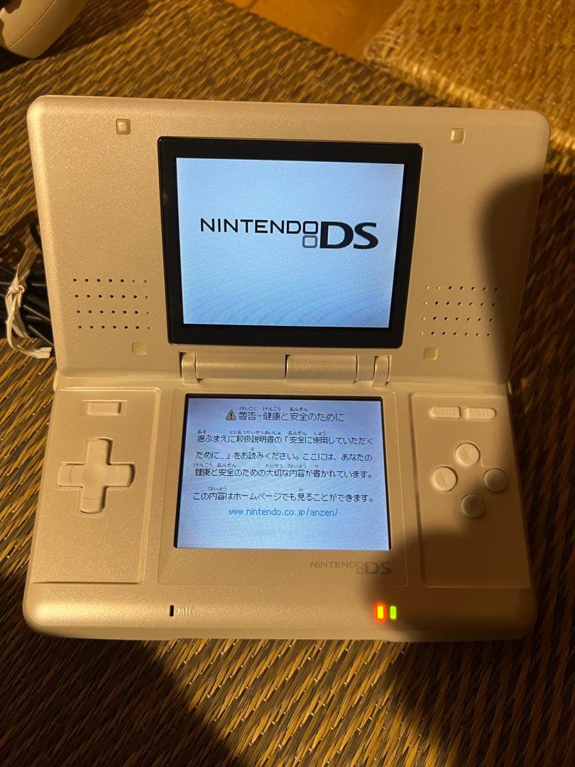 Nintendo NINTENDO DS NTR-S-PWWA 任天堂