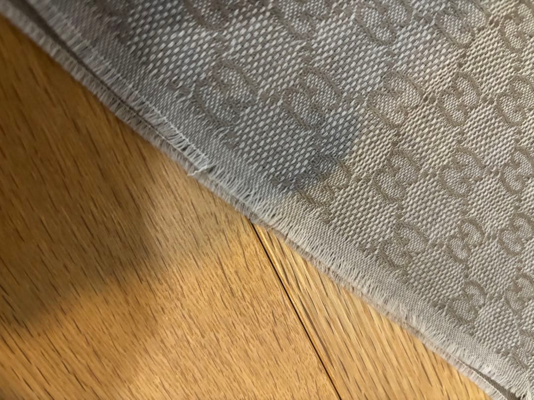 gucci グッチ ストール　イタリア製