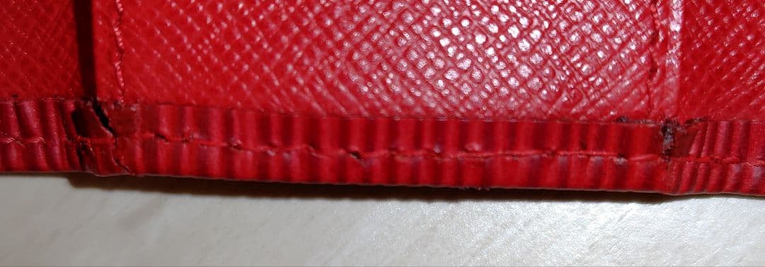 ［新品未使用］ルイヴィトンエピキーケースです