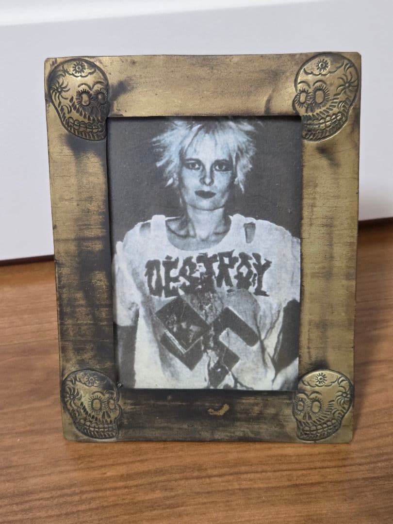 アンダーカバー×TRASH 写真立て