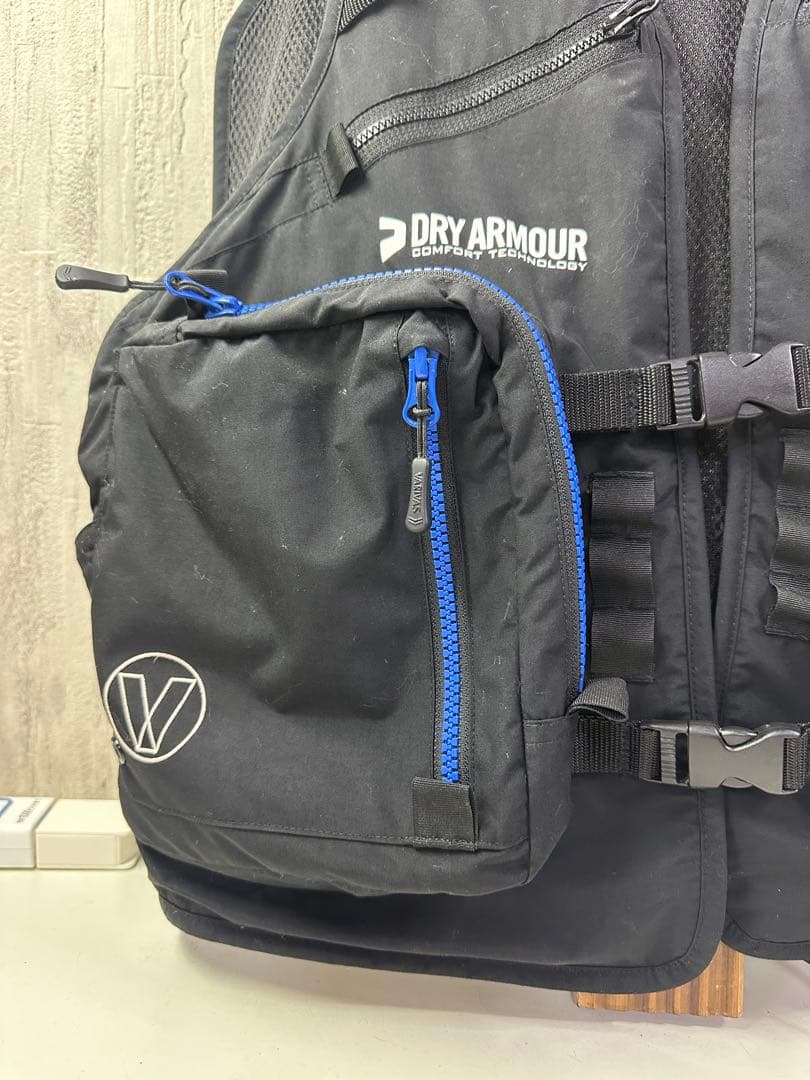 VARIVAS アクティブベスト VAVT-05 LL ブラック×ブルー‼️