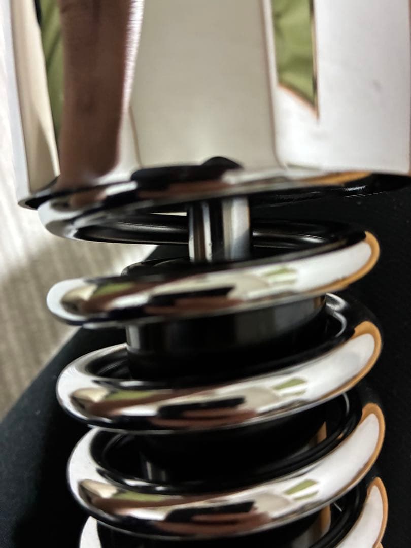 11インチ　サスペンション【スポーツスター】