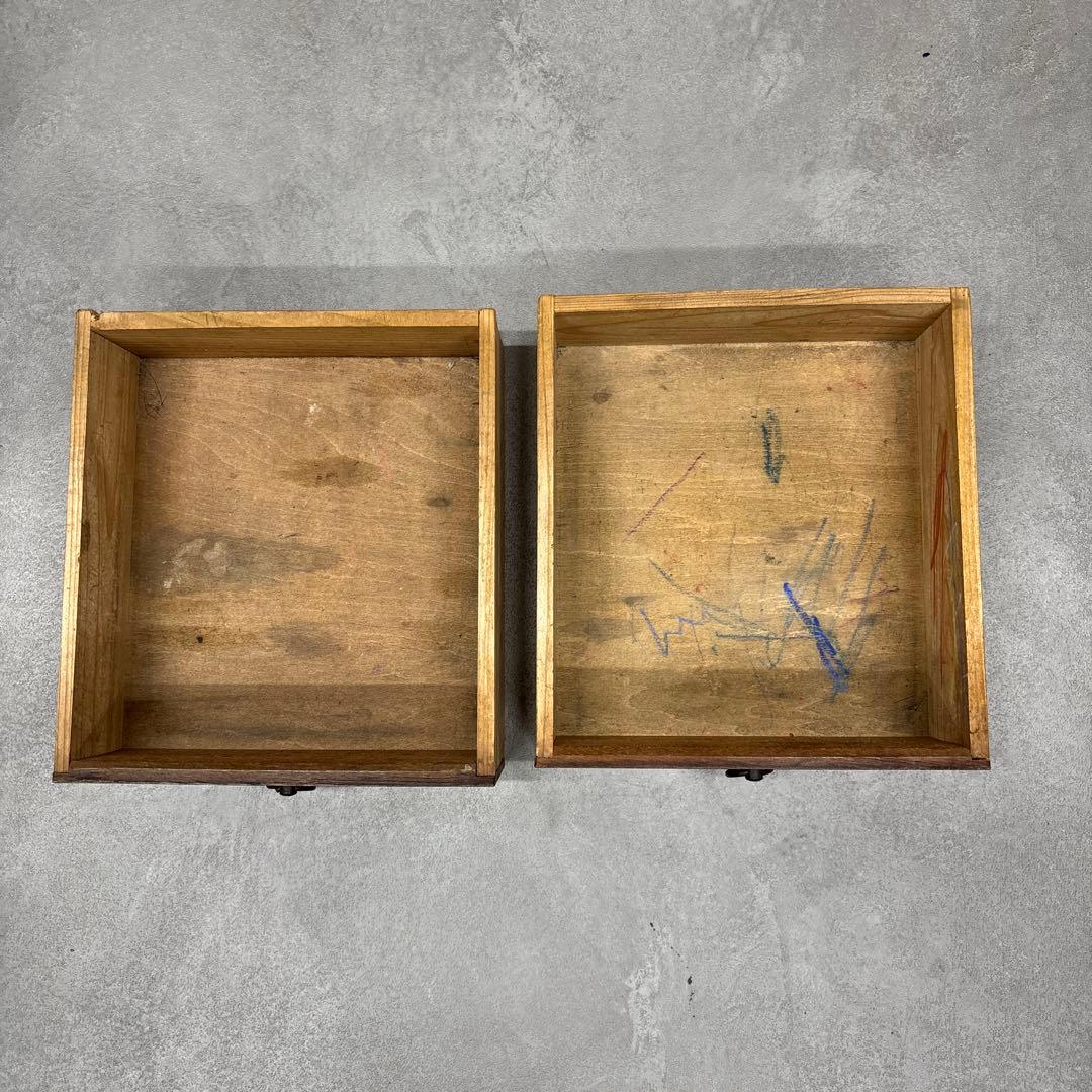 古い木製 ガラス扉キャビネット 古家具 飾り棚 収納棚 【送料込み】