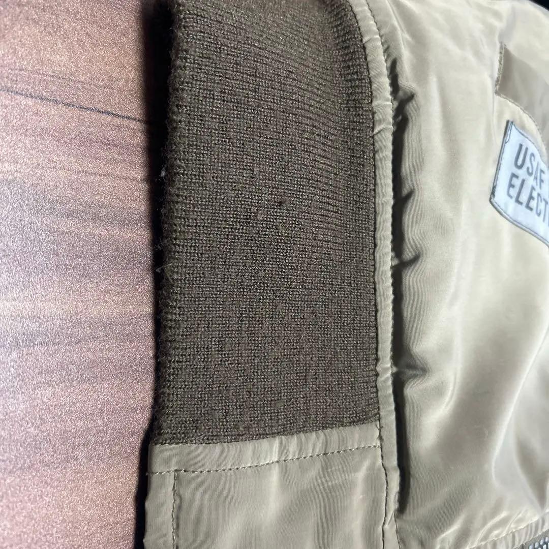 値下げしましたAVIREX U.S. AIR FORCE MAフライトジャケット