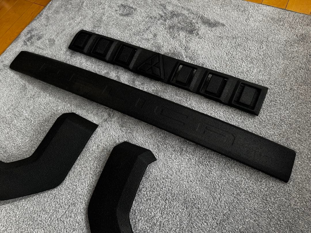 デリカミニ　ダイナミックシールド　フロントグリル　リアガーニッシュ　ラプター塗装