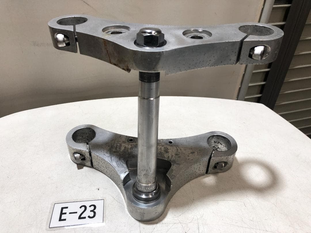 E23　ドラッグスター400　アメリカンドラッガーズ製　トリプルトゥリー