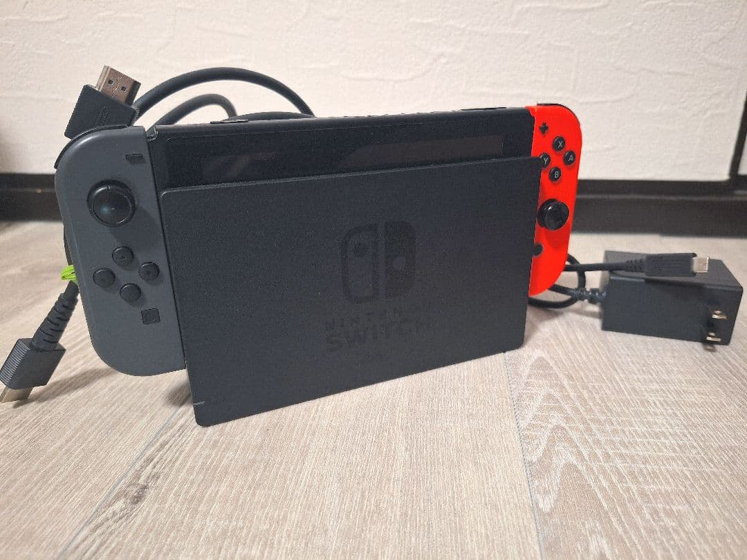 i*6様 Nintendo Switch 本体 グレー/レッド