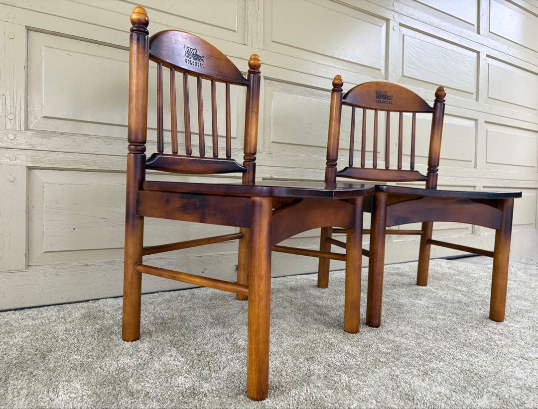 カリモク コロニアル ダイニングチェア 2脚セット 806039 馬車刻印付き