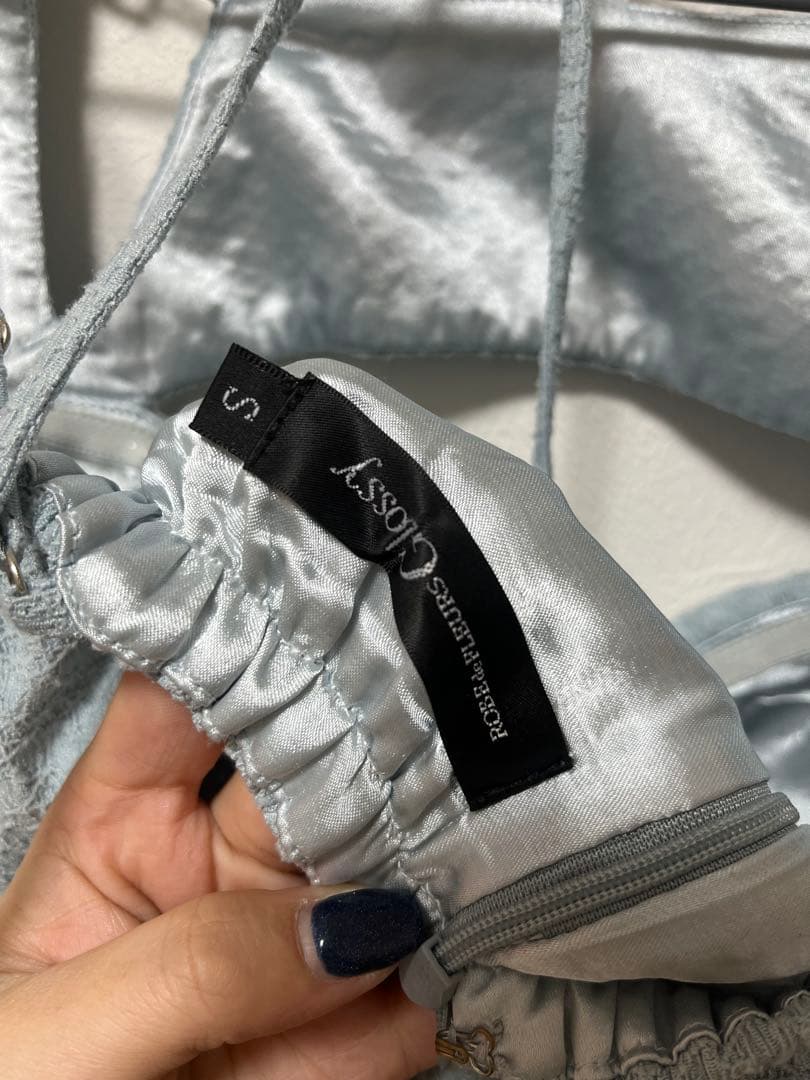 ROBE　de FLEURS 長袖バックオープンタイトミニキャバドレス