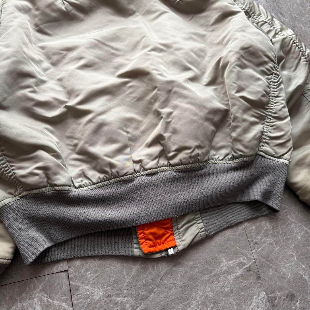 USA製 ALPHA MA-1フライトジャケット 短丈　ボンバー　中綿