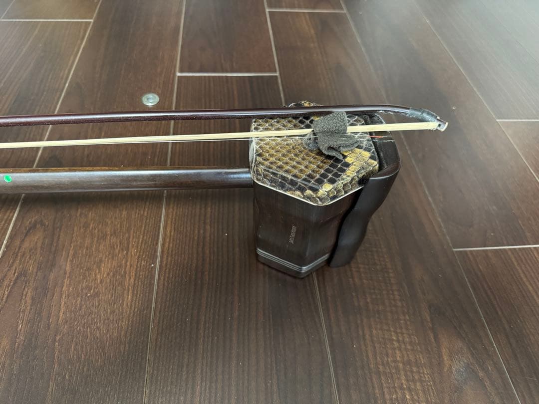 二胡 スターターセット ケース松脂など色々 蘇州製紅木タイプ