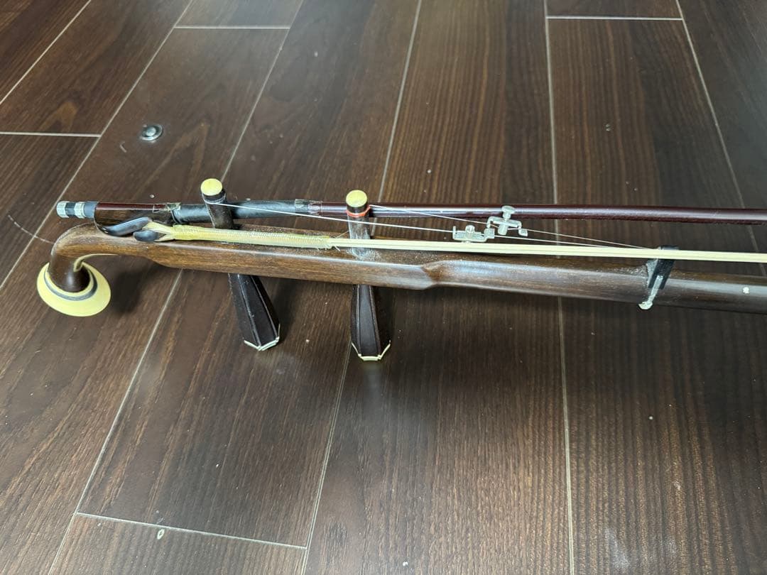 二胡 スターターセット ケース松脂など色々 蘇州製紅木タイプ