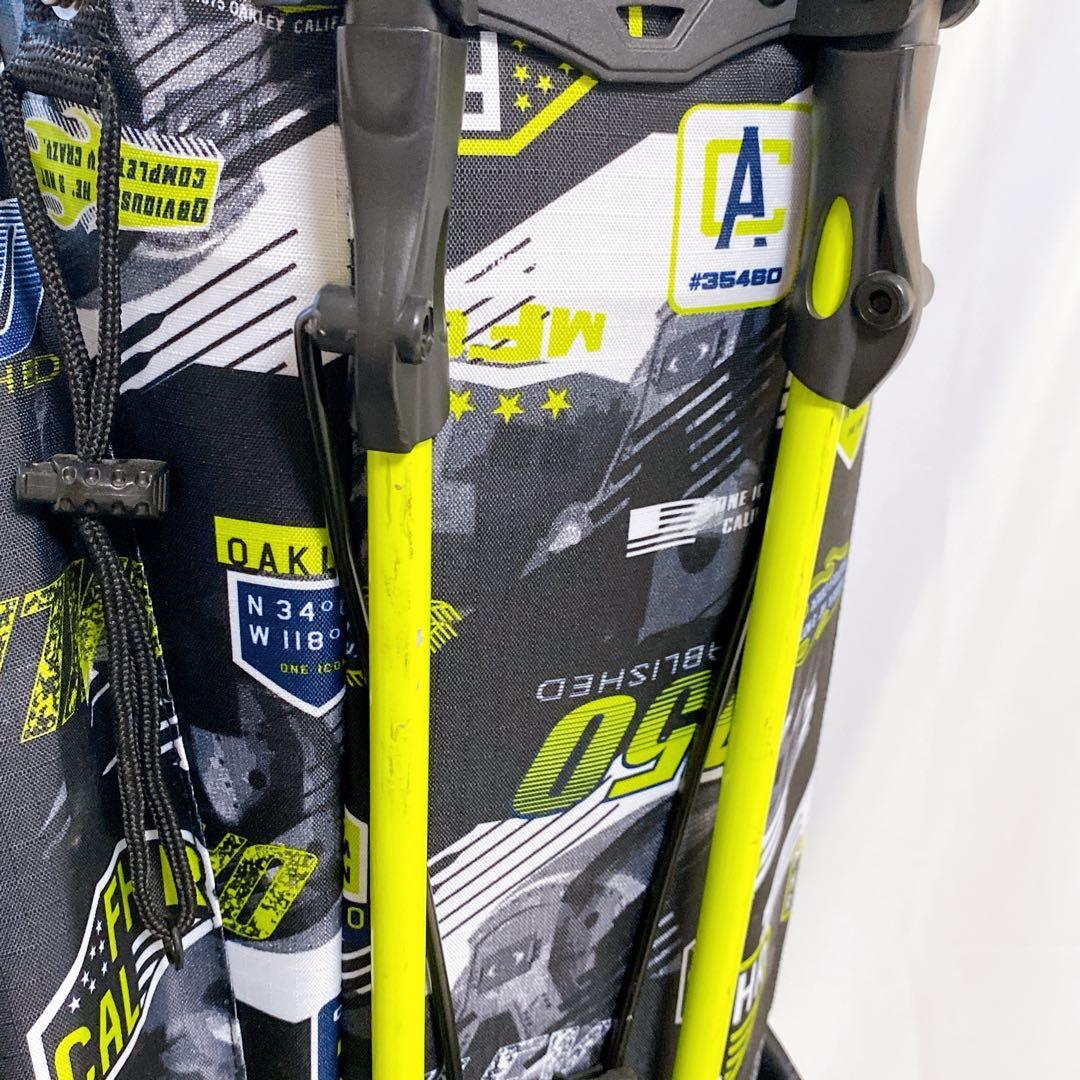 美品　オークリー　スタンド付キャディバッグ　ブラック　イエローグリーン　9.5型