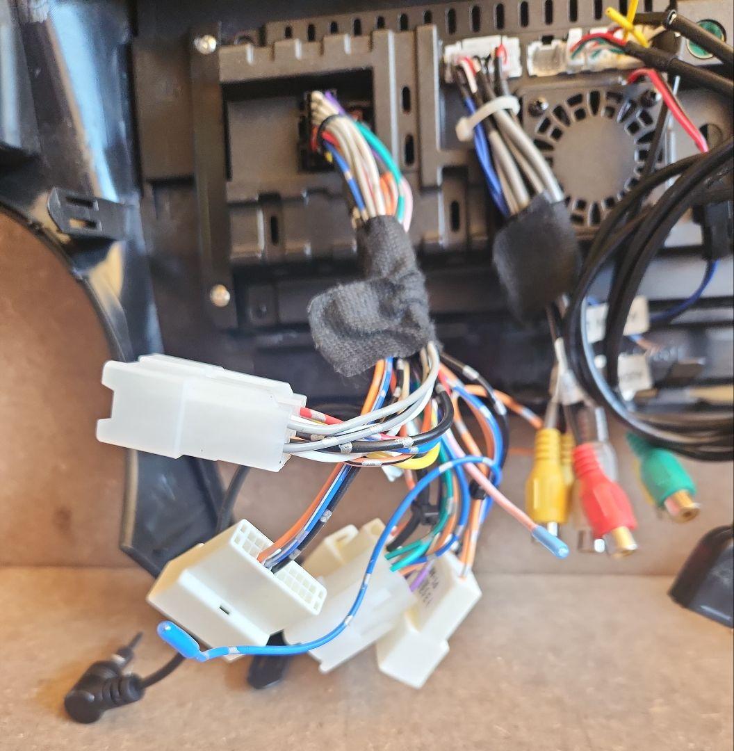 アンドロイドナビ 30プリウスZVW30 CarPlay HUD穴無