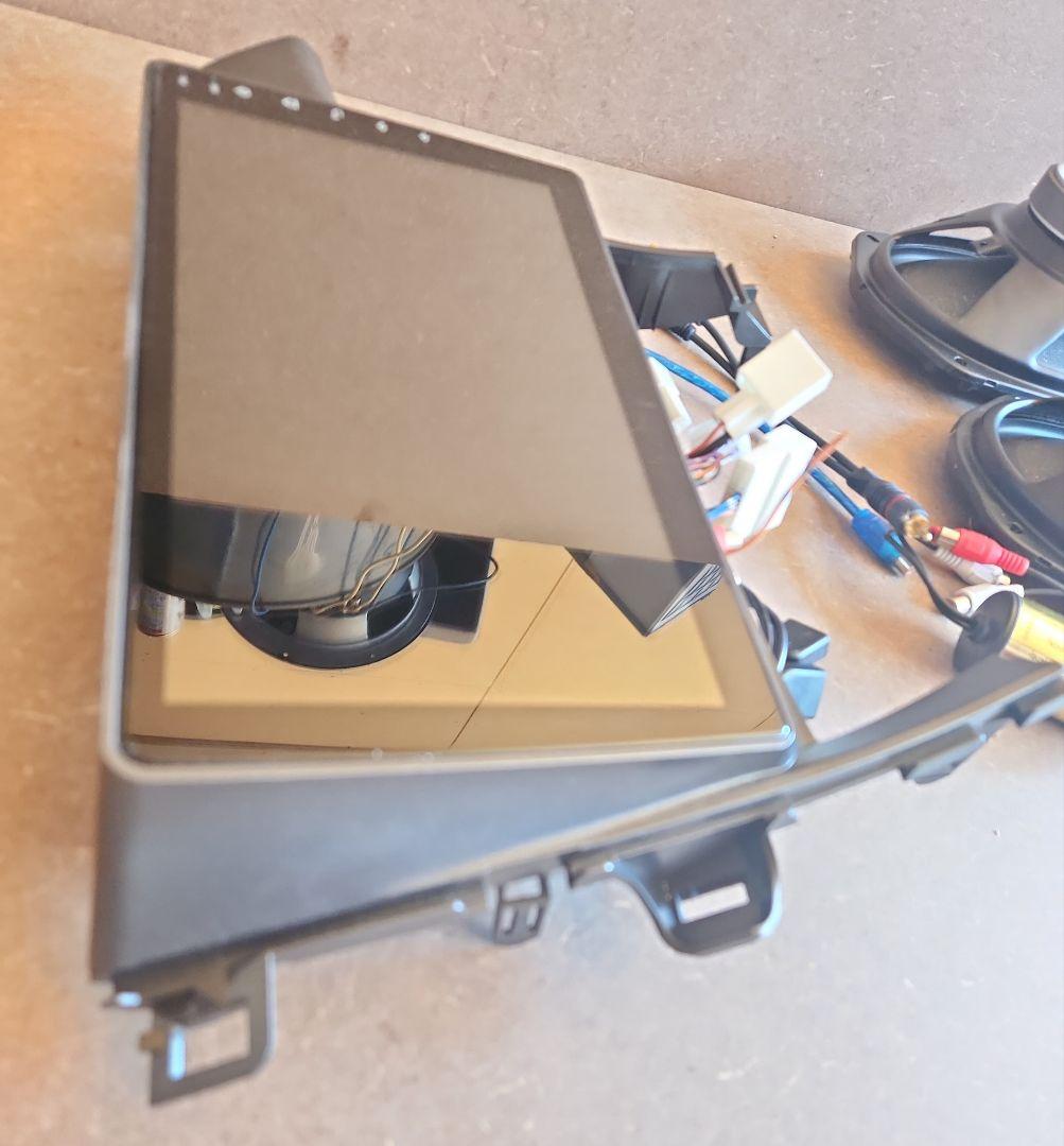 アンドロイドナビ 30プリウスZVW30 CarPlay HUD穴無