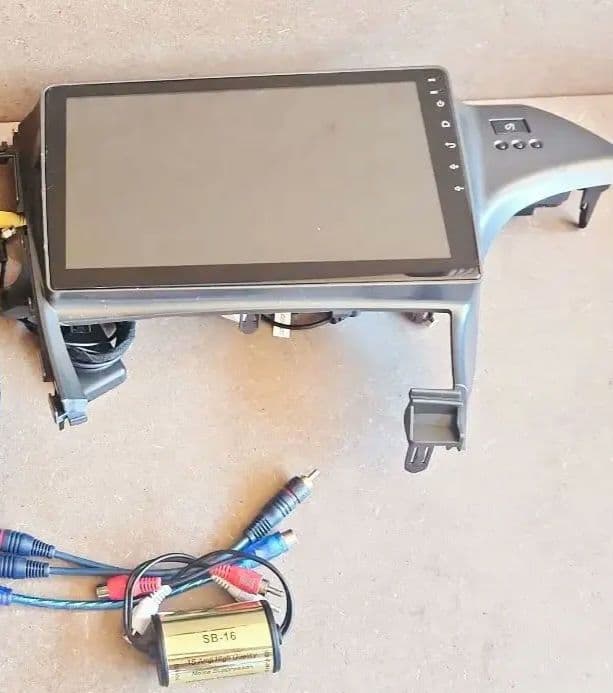 アンドロイドナビ 30プリウスZVW30 CarPlay HUD穴無