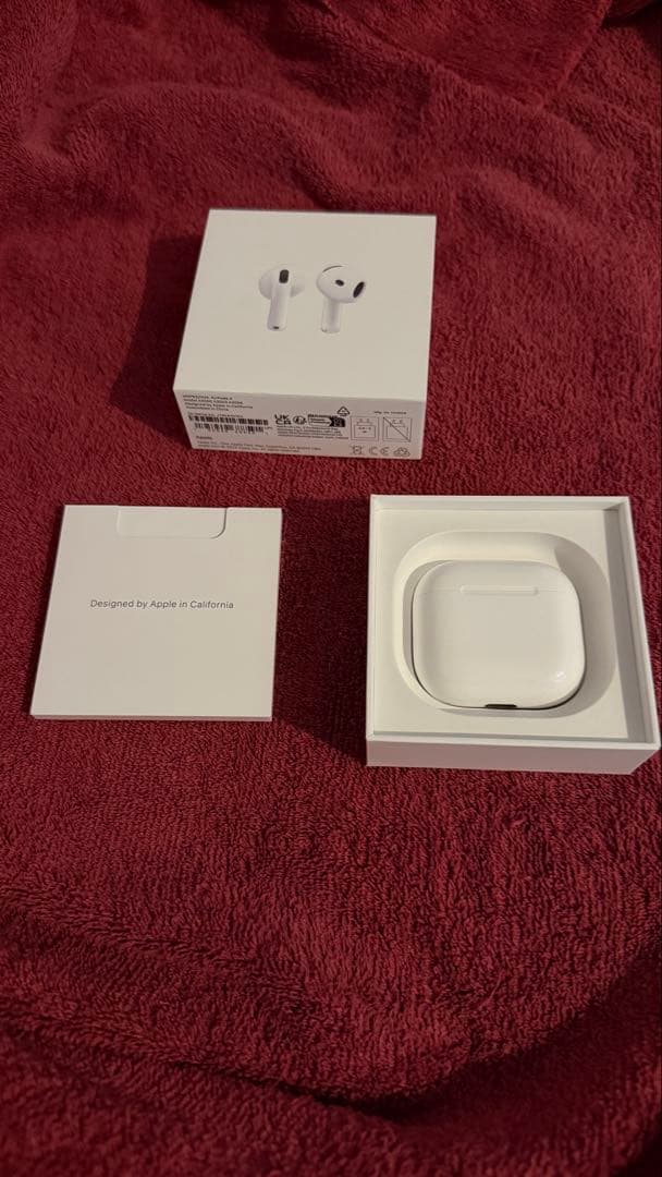イヤホン airpods4