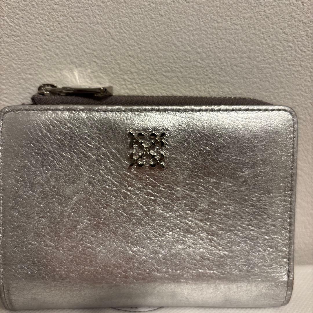 russet ラシット　ミニモノグラムプレートハーフウォレット　シルバー