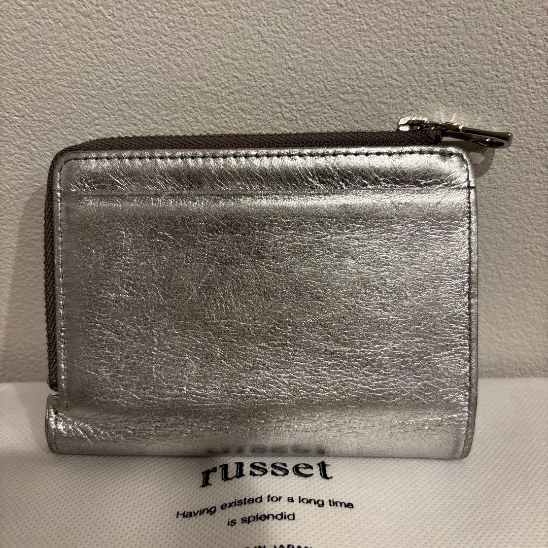russet ラシット　ミニモノグラムプレートハーフウォレット　シルバー