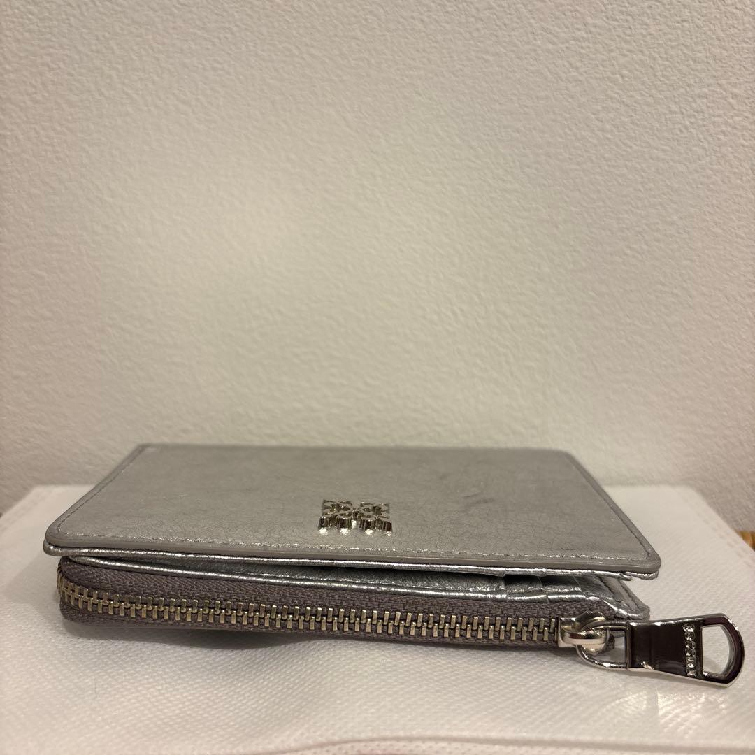 russet ラシット　ミニモノグラムプレートハーフウォレット　シルバー