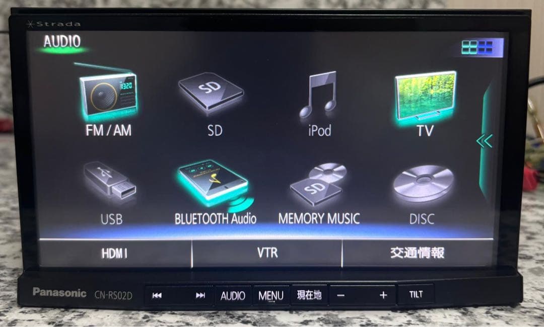 パナソニックCN-RS02D HDMI/TV(新しいGPSとTVアンテナ付属