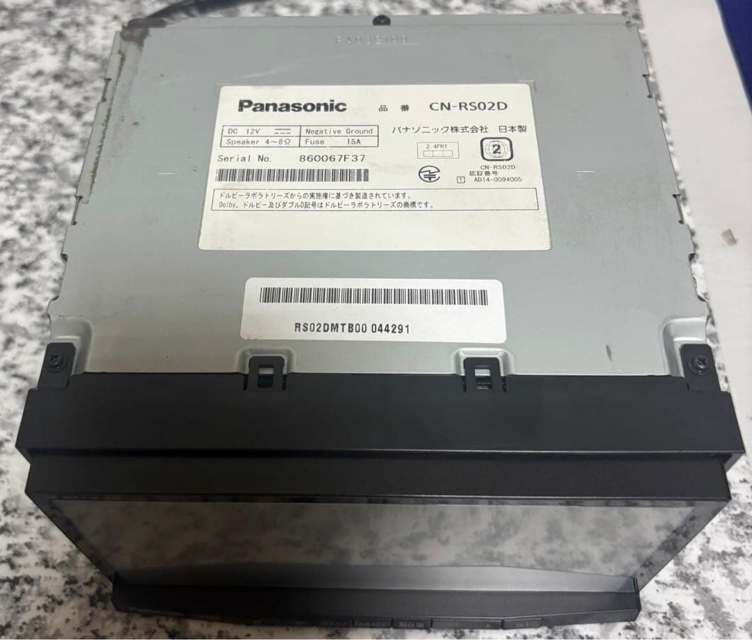パナソニックCN-RS02D HDMI/TV(新しいGPSとTVアンテナ付属