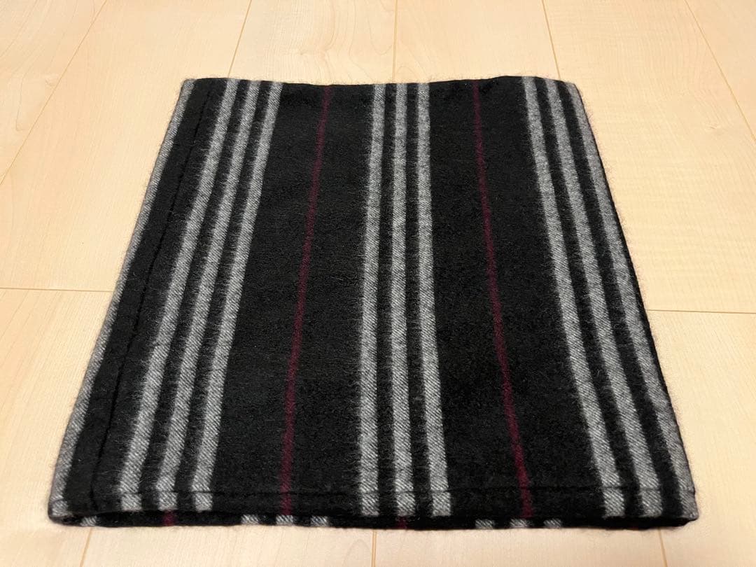 バーバリー　スヌード　ネックウォーマー　マフラー ブラック　美品