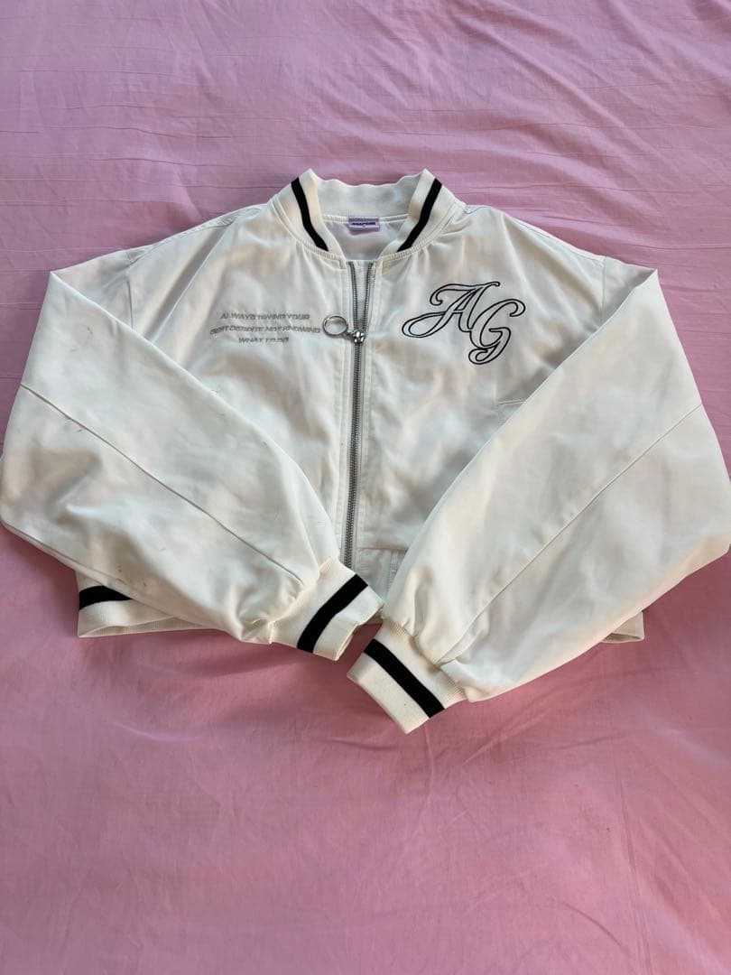 りー　女の子　150サイズ　秋冬　アウター　トップス　ショーパン　パーカー