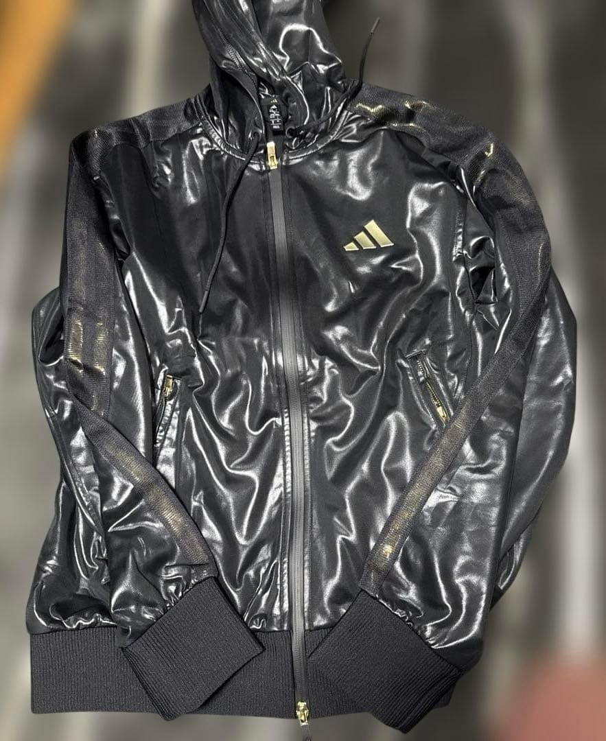 adidas フード付き コーティング ジャケット ジャージ 上下セットブラック