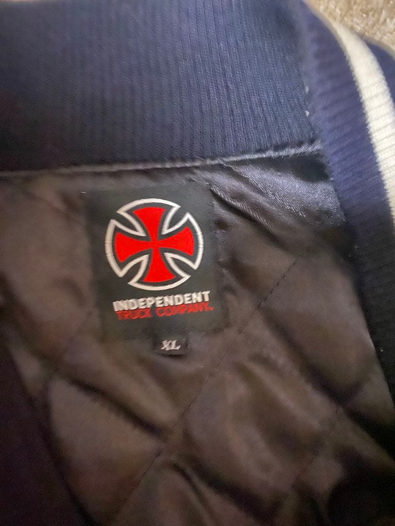 INDEPENDENT スタジャン ブラック