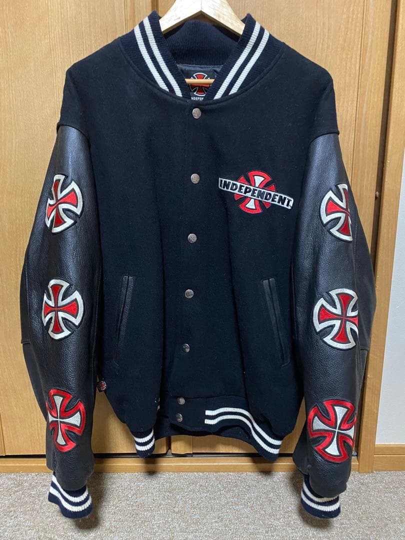 INDEPENDENT スタジャン ブラック