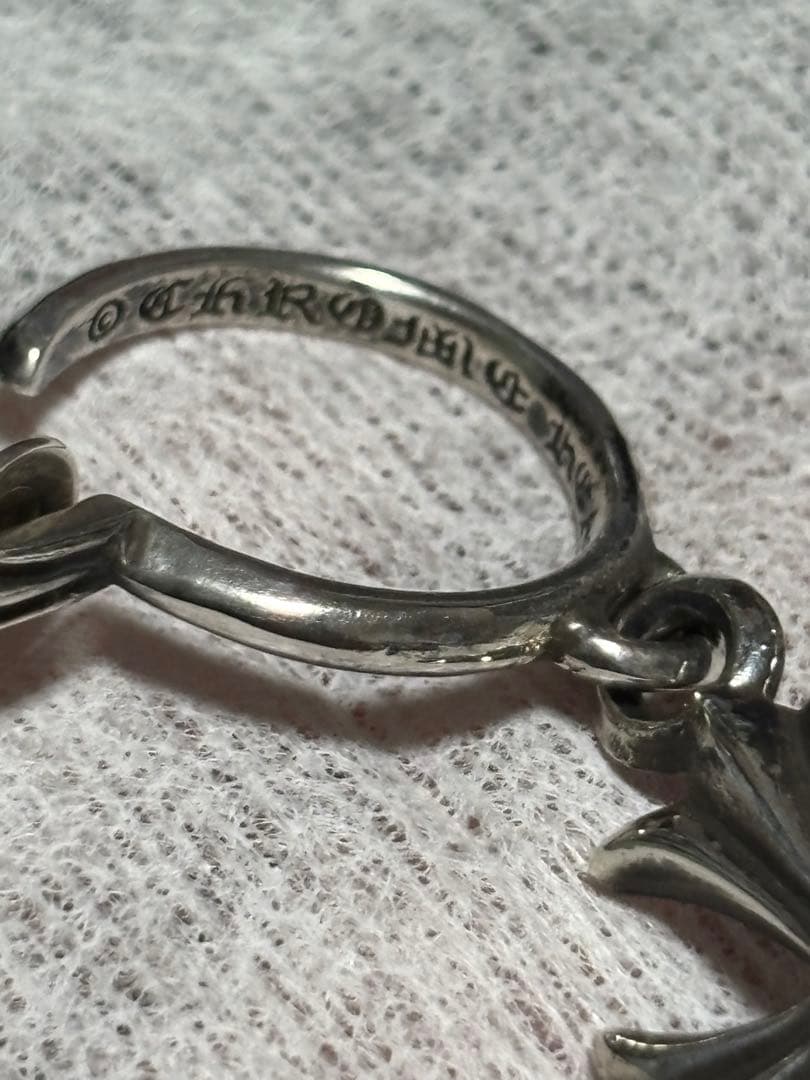 クロムハーツ　シルバー クロスモチーフ ピアス(片耳用)