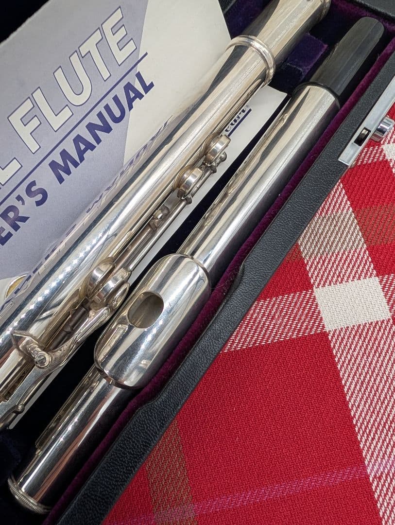 緊急2000円値下げ●Pearl PF-501 フルート 本体