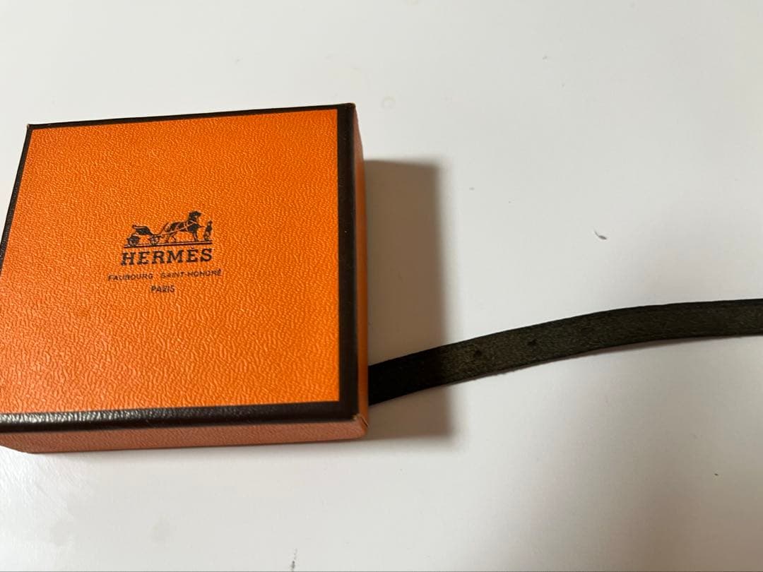 エルメス　アピ3 ロング　皮 バングル