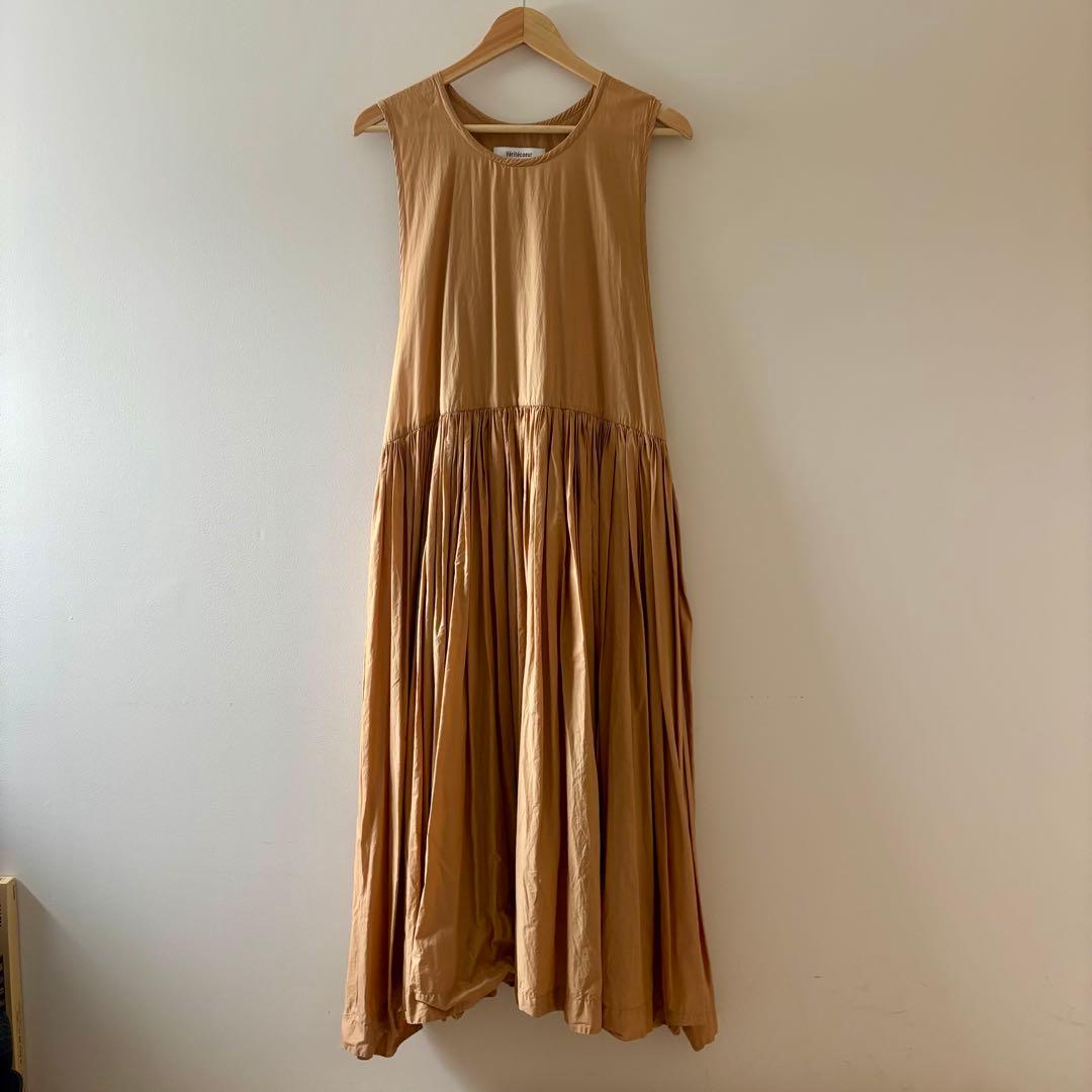 Veritecoeur ヴェリテクール　ギャザーリボン ワンピース　ベージュ